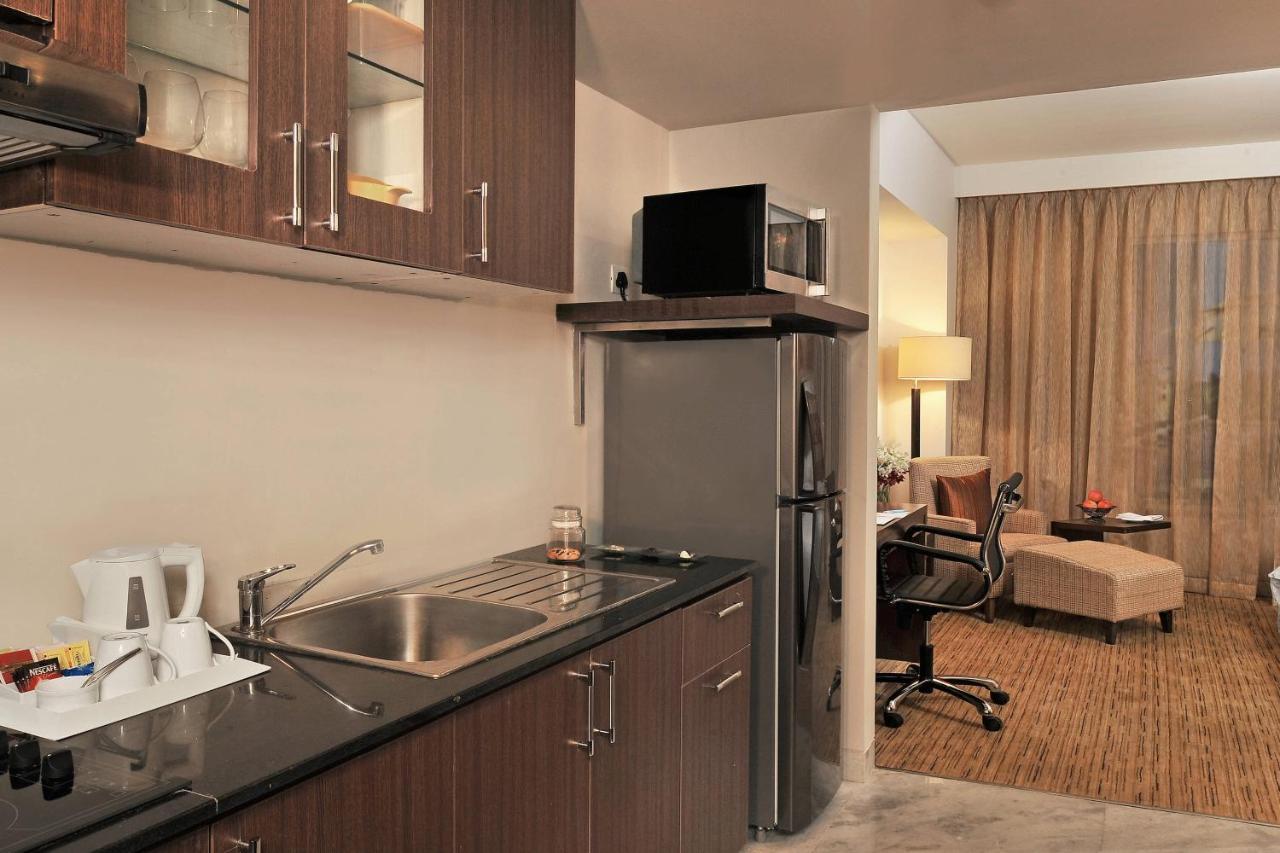 Four Points By Sheraton Hotel And Serviced Apartments Pune Ngoại thất bức ảnh