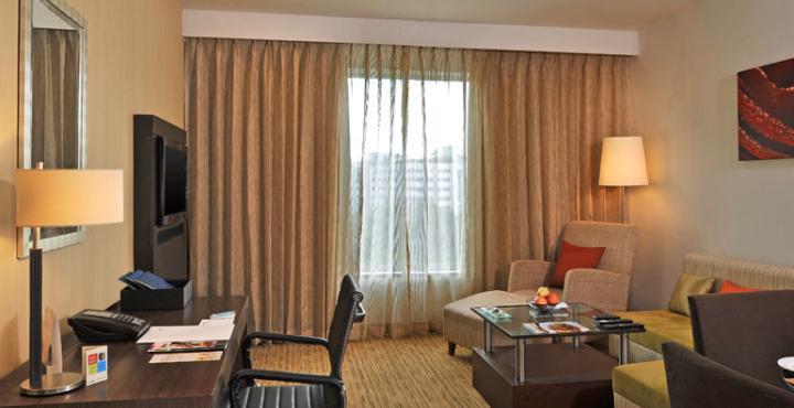 Four Points By Sheraton Hotel And Serviced Apartments Pune Ngoại thất bức ảnh