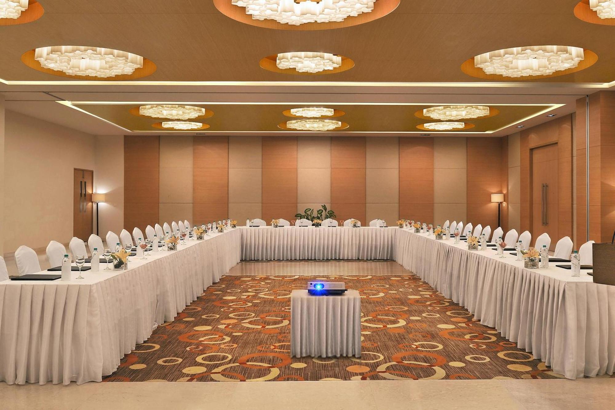 Four Points By Sheraton Hotel And Serviced Apartments Pune Ngoại thất bức ảnh