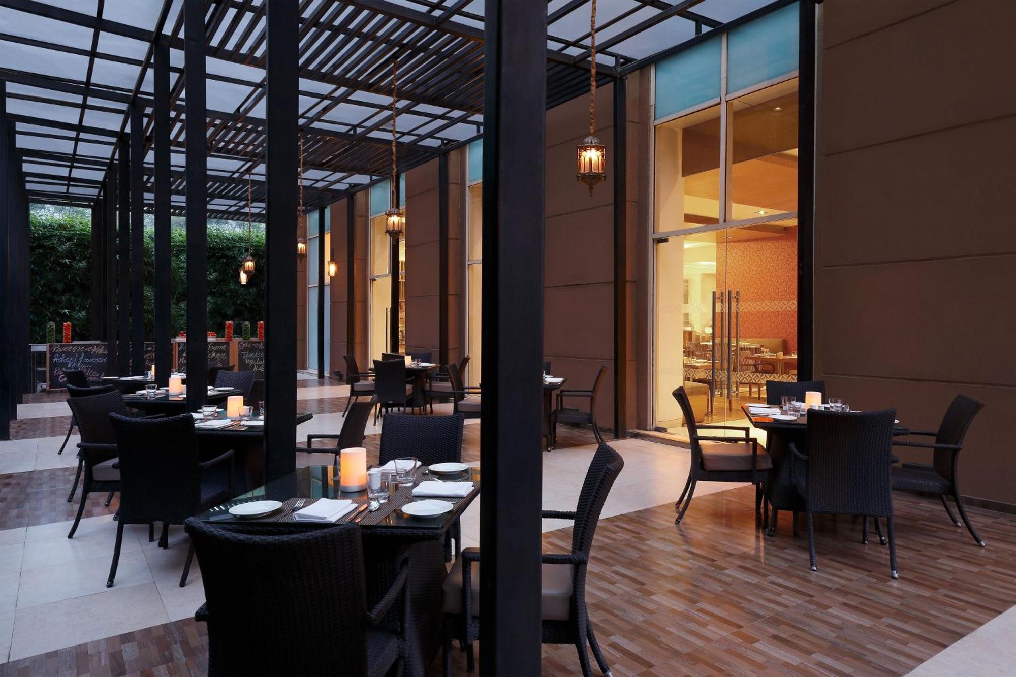 Four Points By Sheraton Hotel And Serviced Apartments Pune Ngoại thất bức ảnh